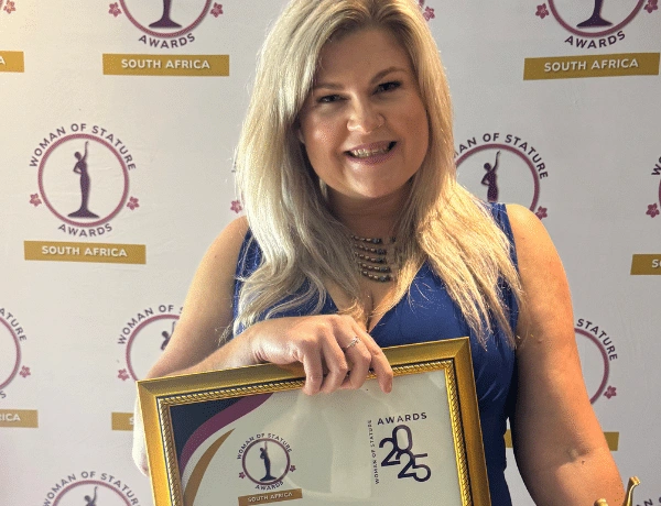 Tara Penny wins at Woman Of Stature Awards | Hot FM